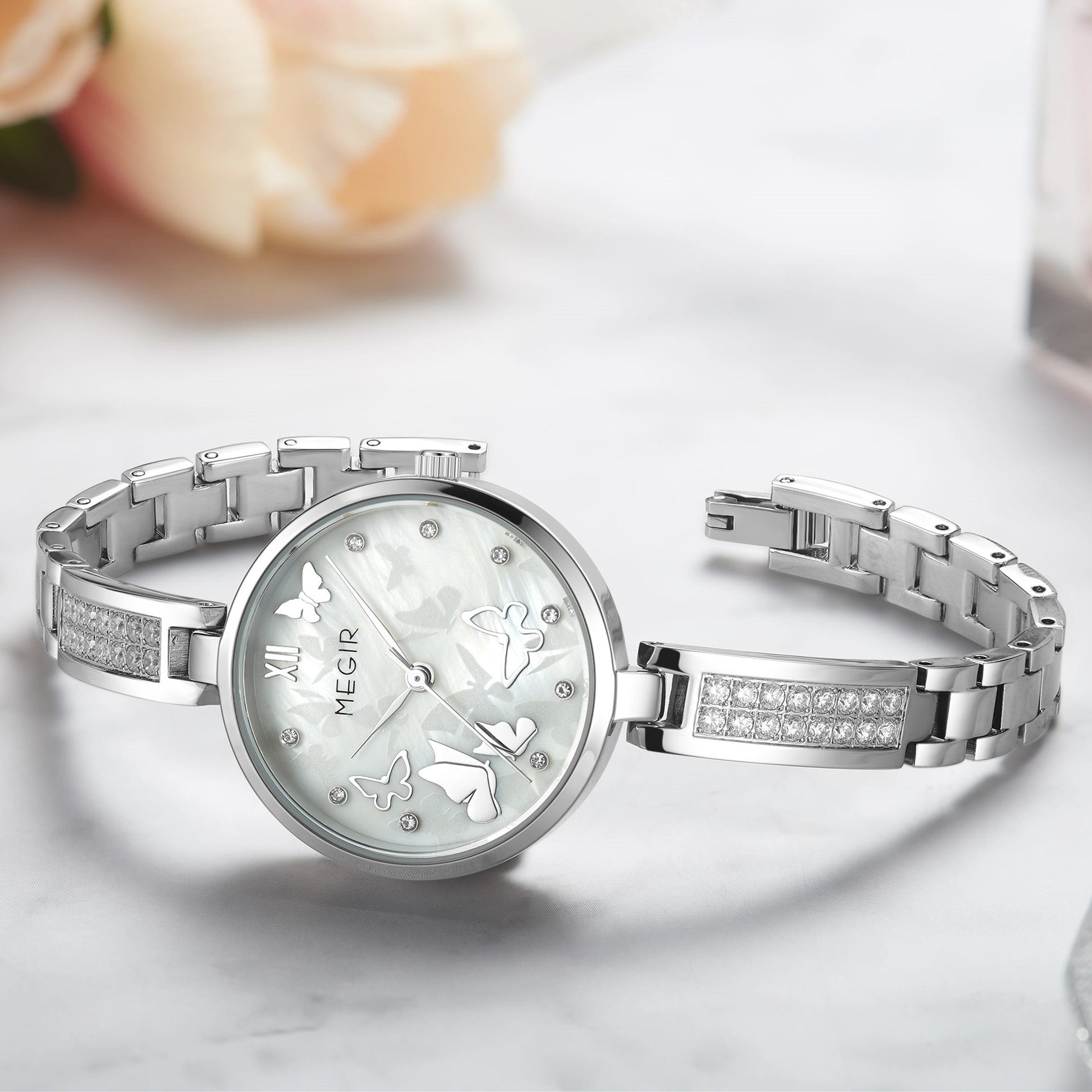 MEGIR Watch for Women Luxury Diamond Ladies Quartz Wristwatches Steel Women Bracelet Watches Female Dress Clock Relogio Feminino 7018-7