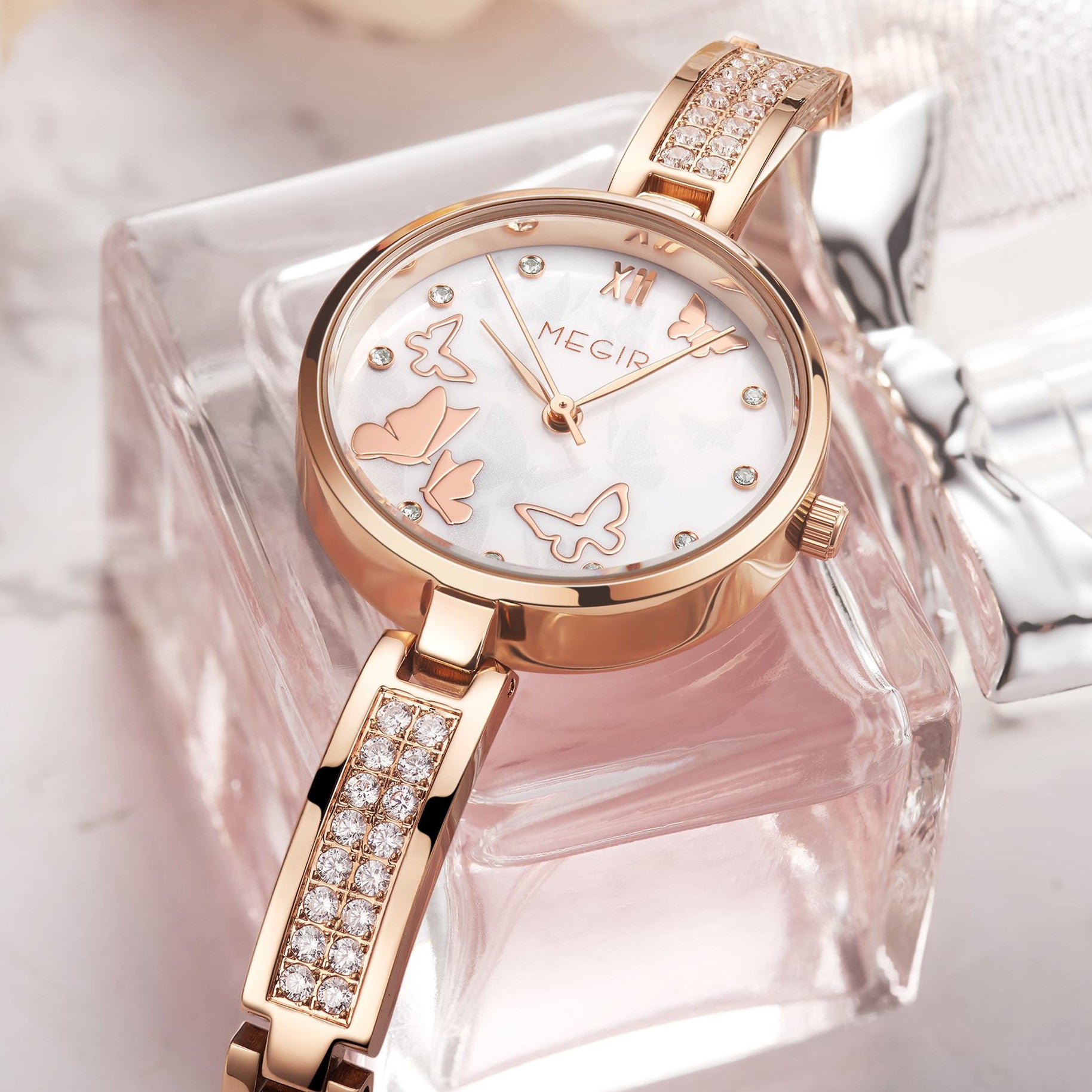 MEGIR Watch for Women Luxury Diamond Ladies Quartz Wristwatches Steel Women Bracelet Watches Female Dress Clock Relogio Feminino 7018-5