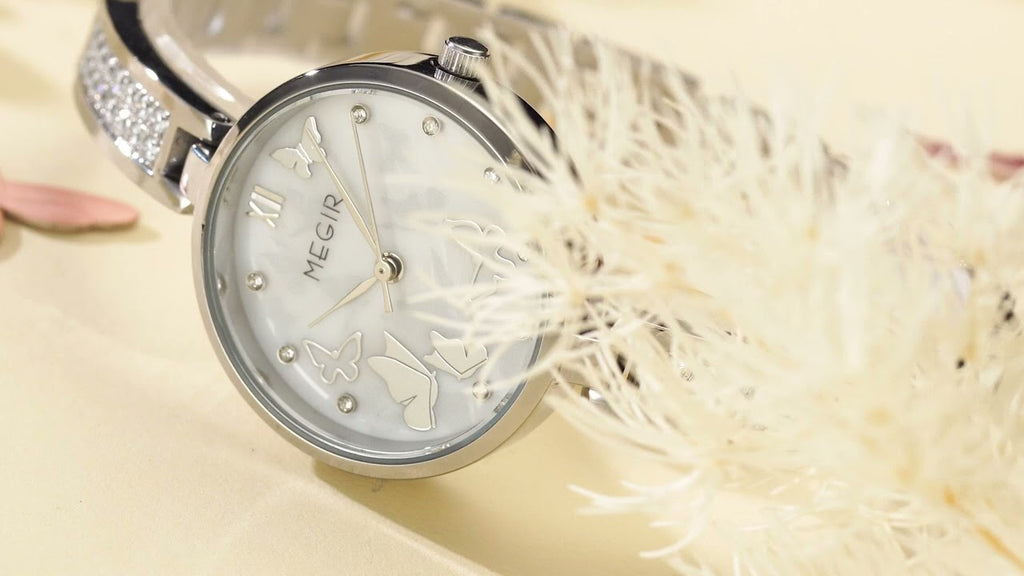 MEGIR Watch for Women Luxury Diamond Ladies Quartz Wristwatches Steel Women Bracelet Watches Female Dress Clock Relogio Feminino 7018-17